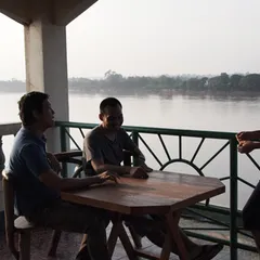 Still from Mekong Hotel (4)