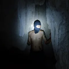 Performance view: Fever Room (15)